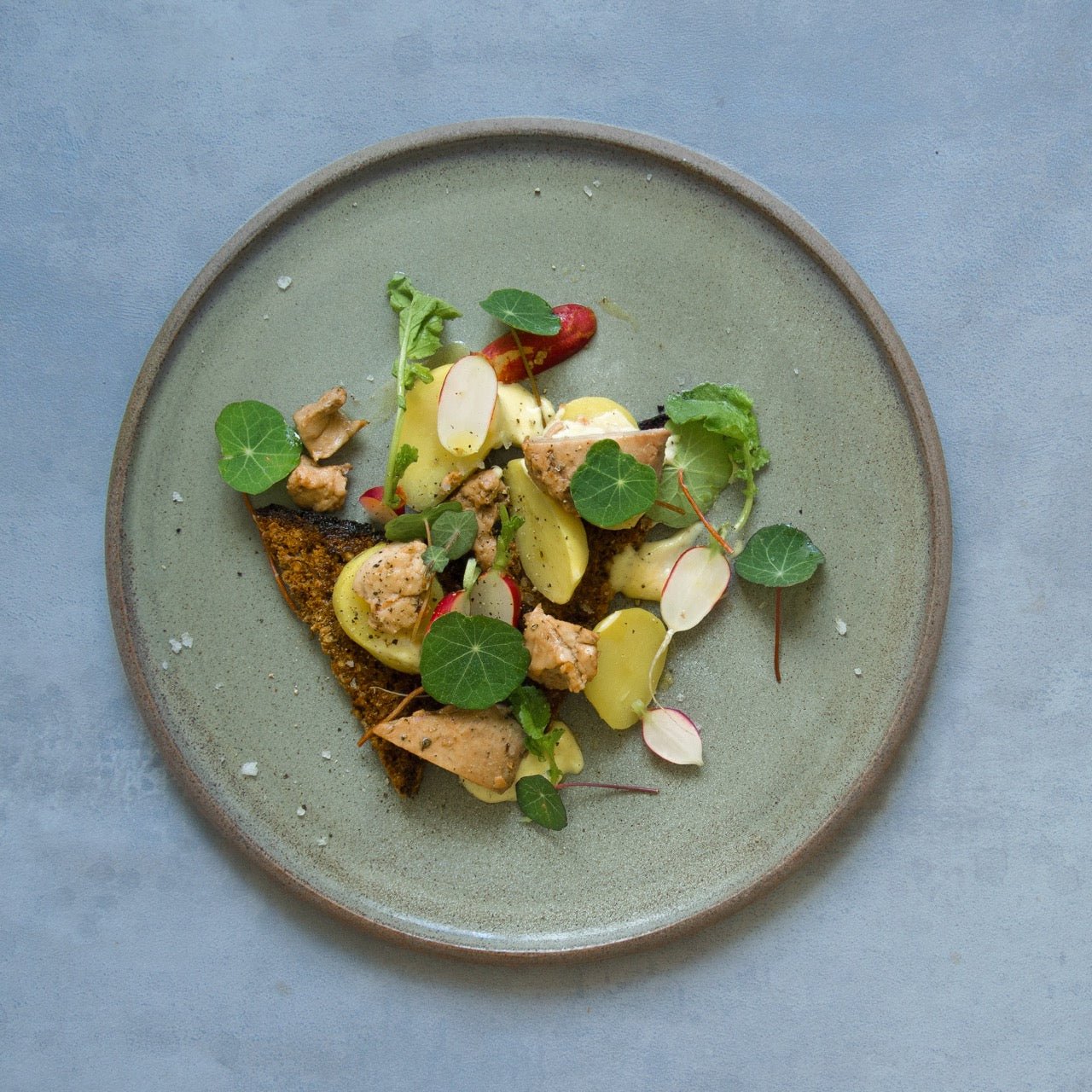 Smoked cod liver with potatoe on rye bread - FANGST